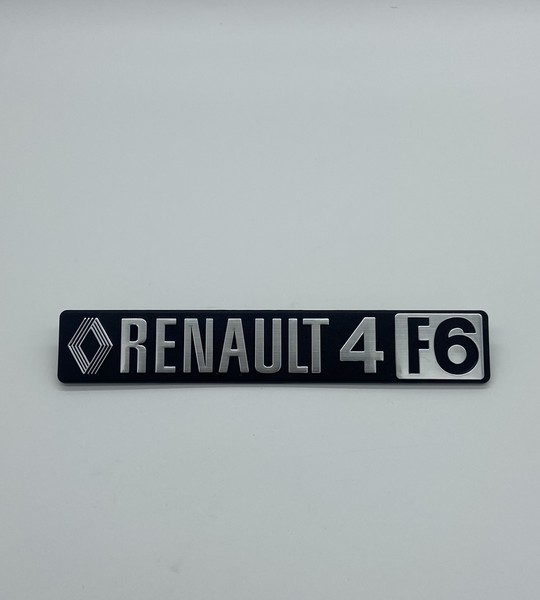 Monogramme pour Renault 4 F6